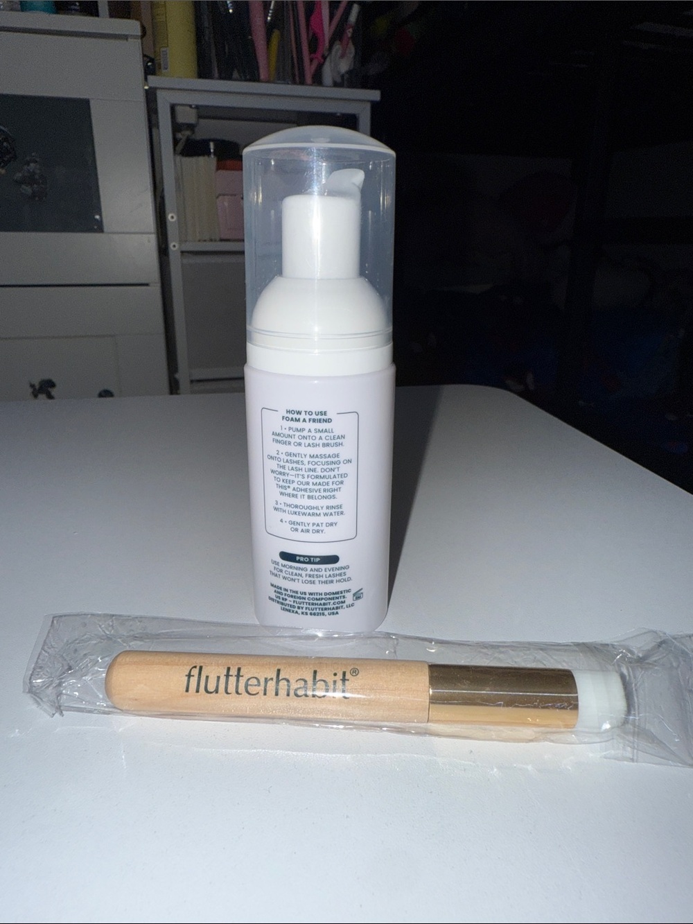 Foam Cleanser with Brush - Picture 2 of 2